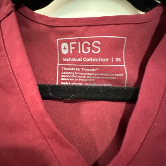 FIGS SCRUBS - Picture 3 of 6